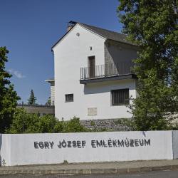 Ábrándok c. kiállítás megnyitója Egry József Emlékmúzeumban