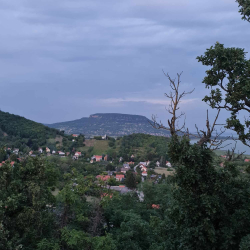 Kilátás a szigligeti Óvárból - Badacsonyi Turisztikai és Borút Egyesület