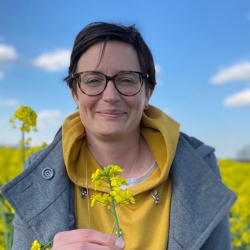 Csetvei Kriszta a Pláne Borteraszon