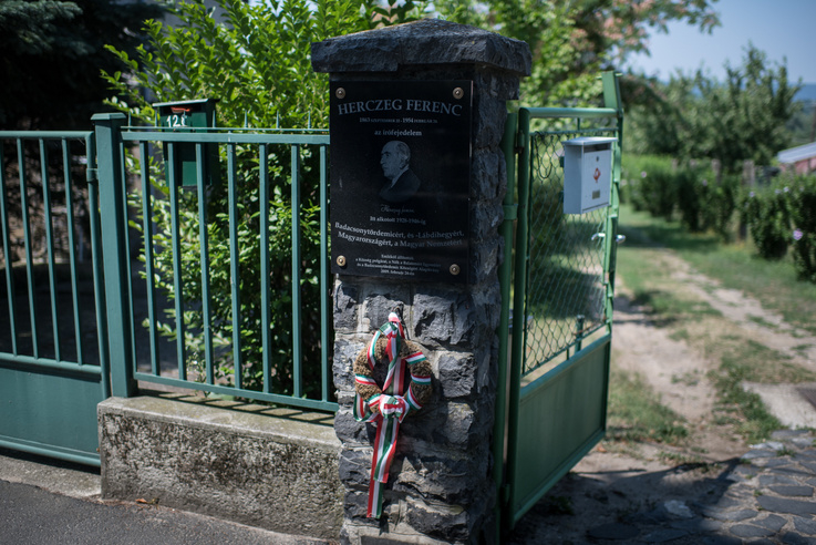 Herczeg Ferenc megemlékezés Badacsonylábdihegyen