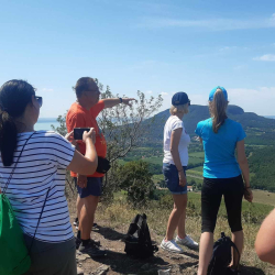 Vezetett túra a Tóti-hegyen - Badacsonyi Turisztikai és Borút Egyesület