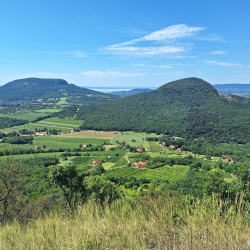 Kilátás a Tóti-hegyről