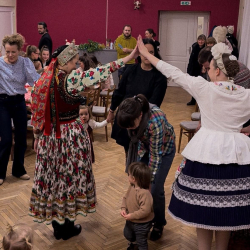 Húsvéti néptáncos és népzenei fergeteg a legkisebbeknek!