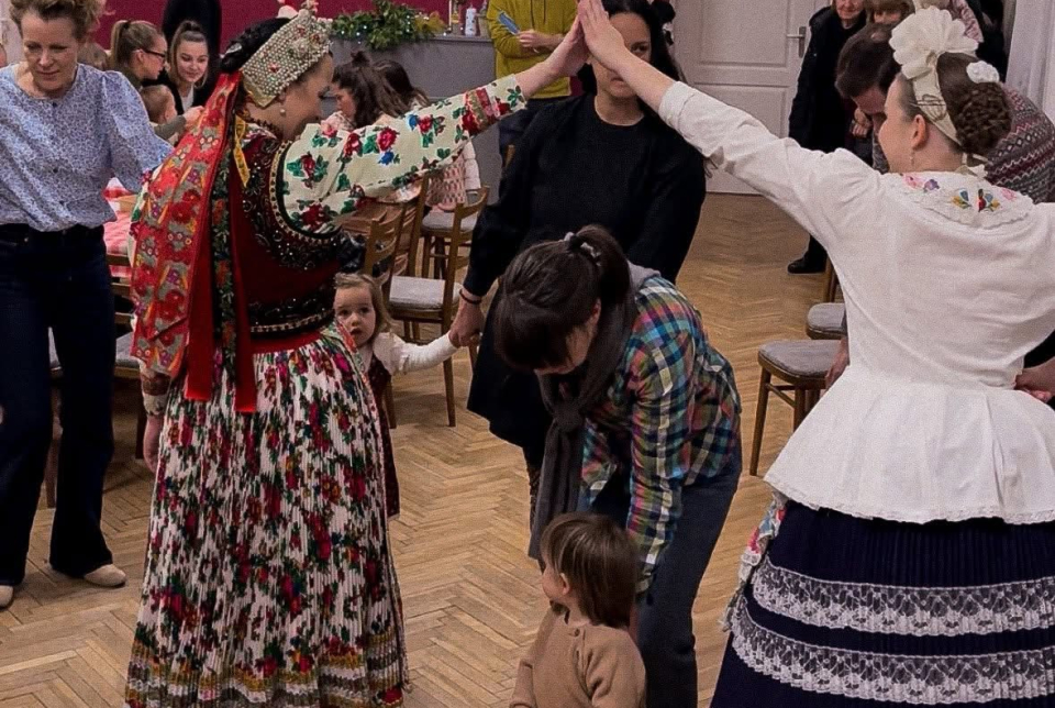 Húsvéti néptáncos és népzenei fergeteg a legkisebbeknek!